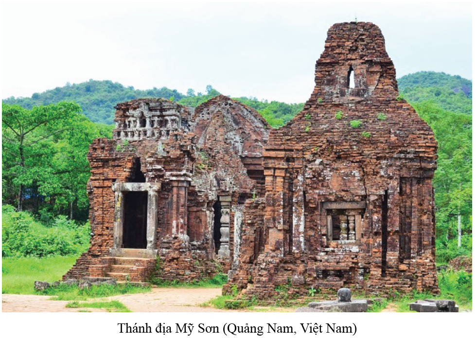 Khám phá vẻ đẹp kiến trúc cổ của Việt Nam