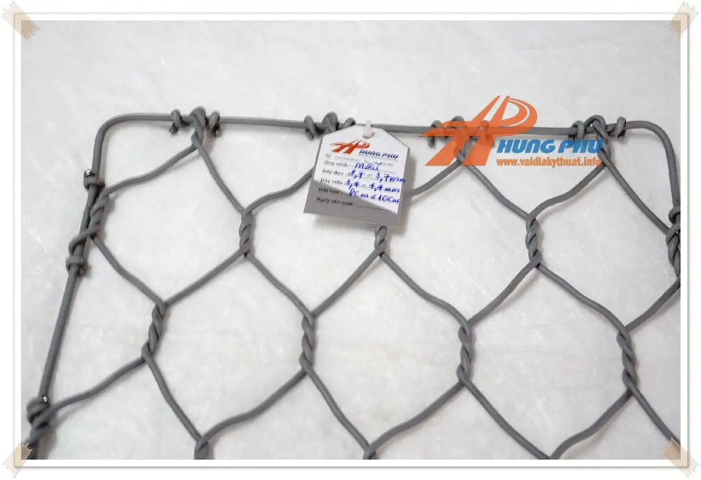 Lưới mắt cáo sắt bọc nhựa - Giải pháp tối ưu cho an toàn và thẩm mỹ