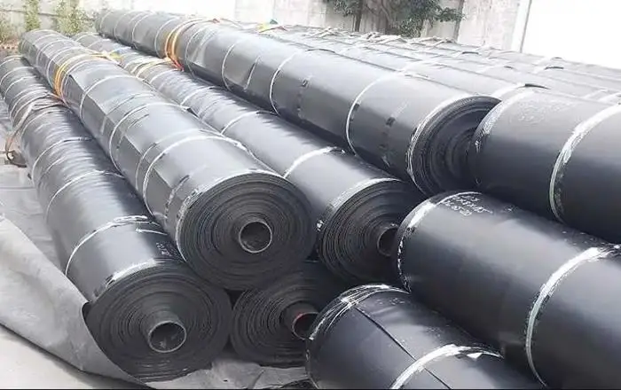 Bạt HDPE 0.5 mm giá bao nhiêu?